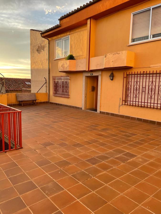 Apartamento Turistico Avila Vut Esterno foto