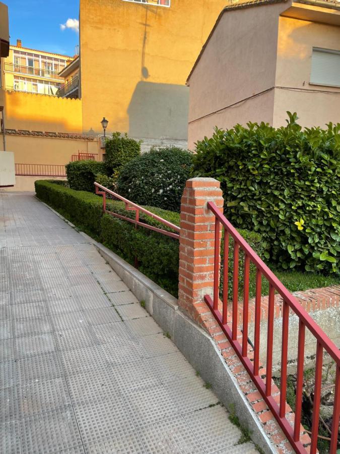 Apartamento Turistico Avila Vut Esterno foto
